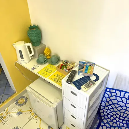 Street View Guest house *