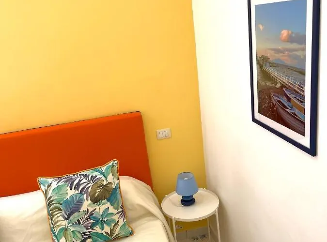 ゲストハウス Street View 4*