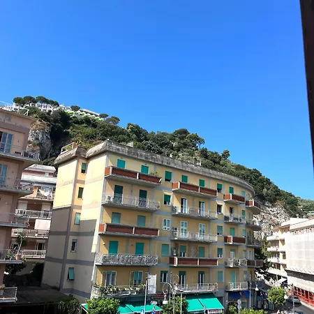 Πανσιόν Street View